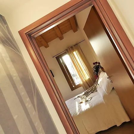 La Rotonda Relais Konukevi Badoere