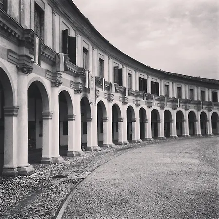 La Rotonda Relais بيت ضيافة