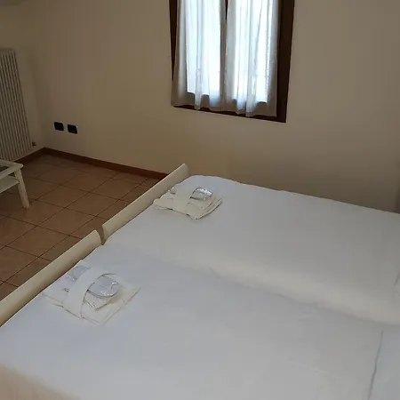 La Rotonda Relais Konukevi Badoere